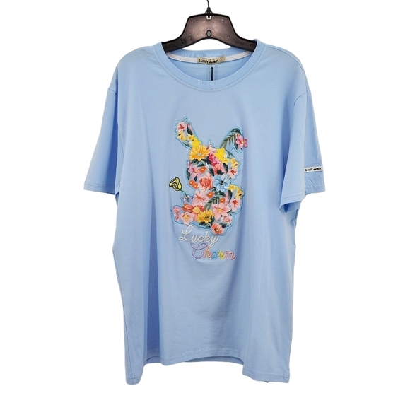 Lucky Charm Unisex Blossom Short Sleeve Tee - Picture 2 of 9